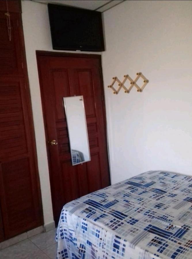 Hostal Familiar Argenal - David Extérieur photo